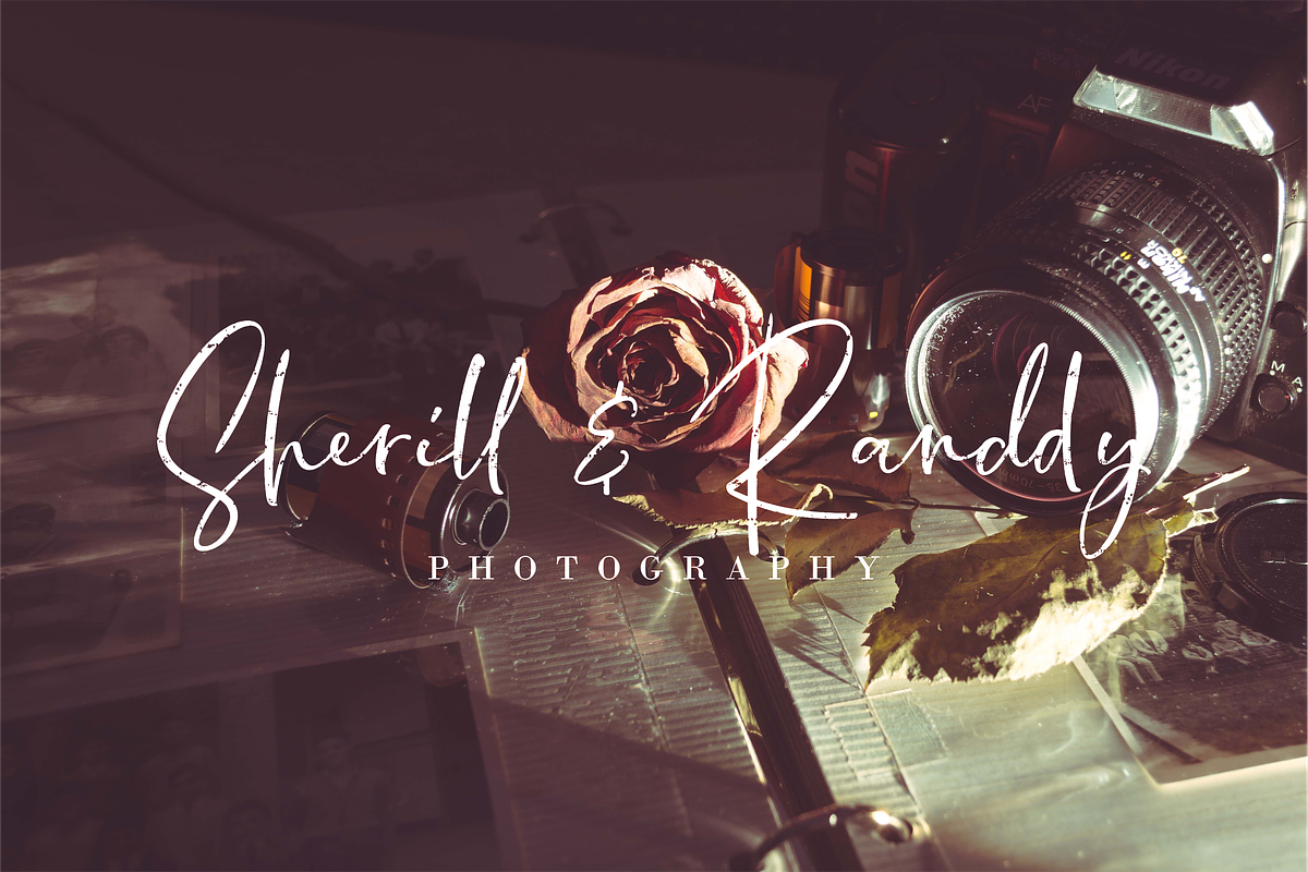 BondiSans – Modern Fonts, a Script Font by RedyStudio (Photo 11 of 14)
