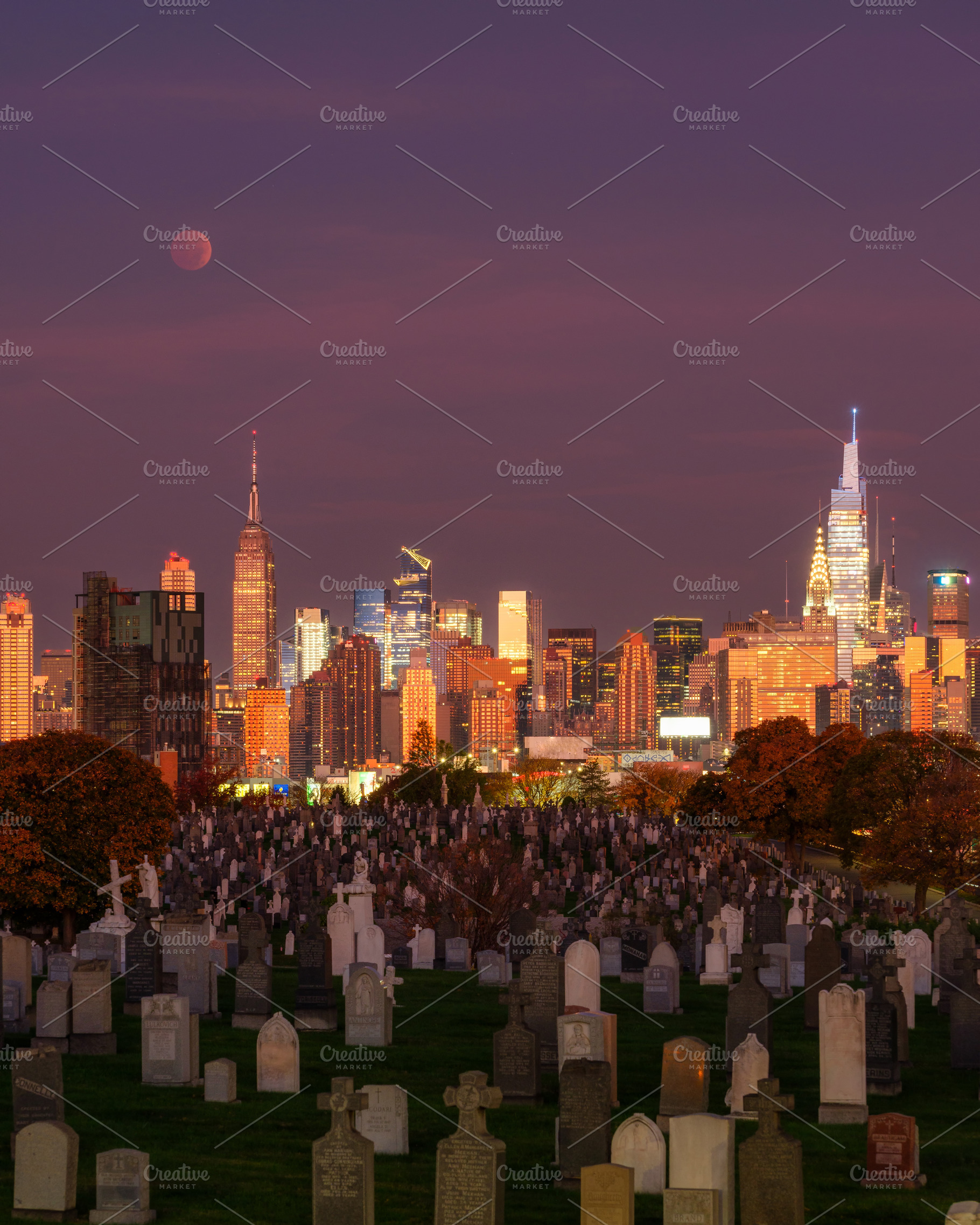 Total lunar eclipse over Manhattan, an Architecture Photo by Andriy Photography