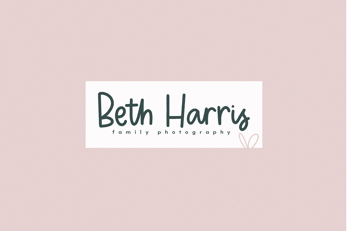 West Paris | Handwritten Font preview 8