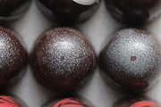 Monster-Pack Candy-Macarons-Truffes, a Food & Drink Photo by OMC ART HOUSE (Thumbnail 5 of 11)