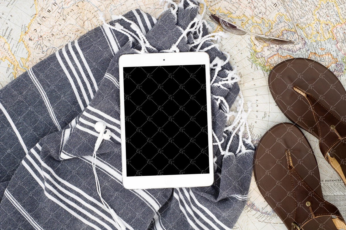 Styled Stock Bundle: Summer Vibes, a Social Media Template by ET | Stock Photography (Photo 17 of 25)