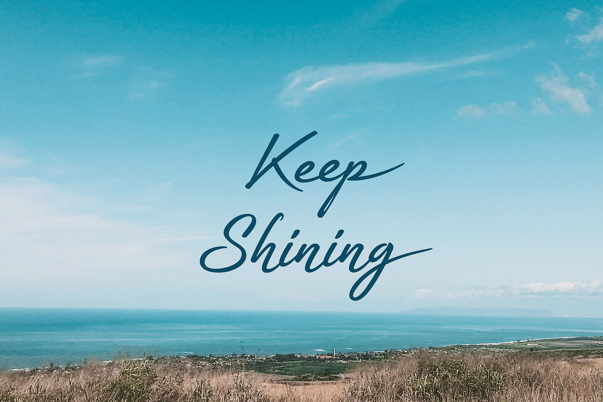 Pastel Handwritten Font, a Script Font by sunnytudu (Photo 5 of 9)