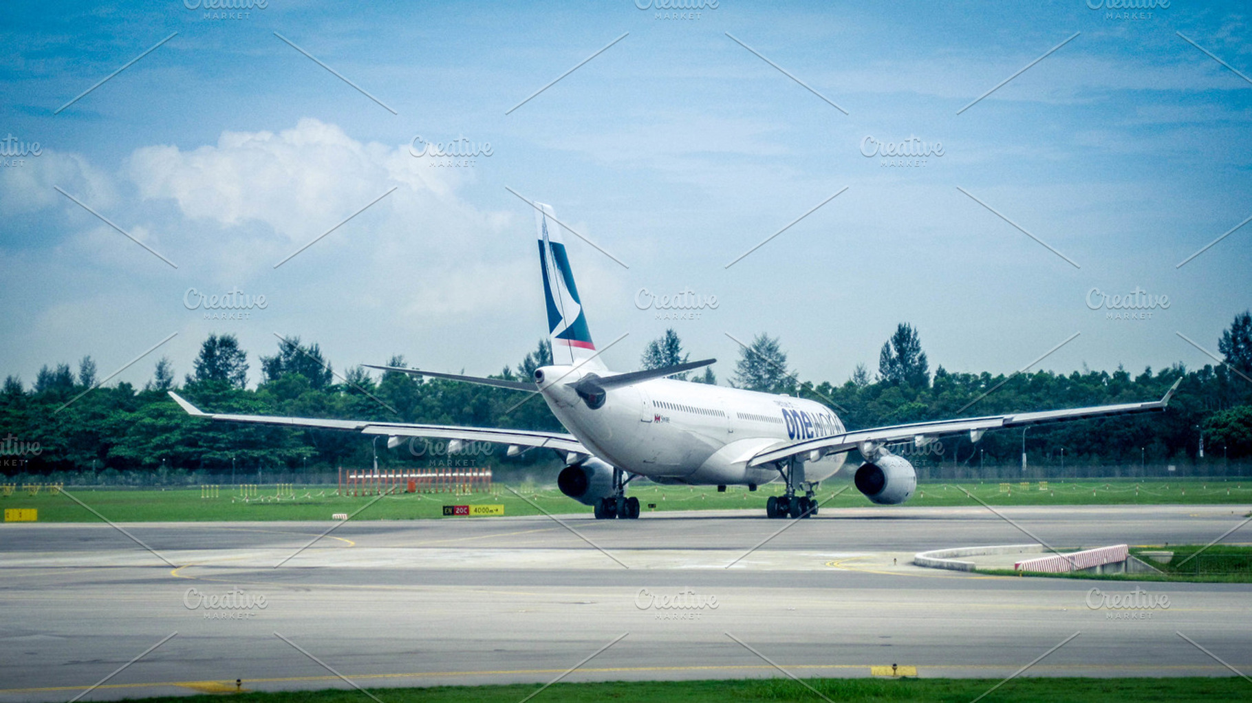airplane, a Photo by Camera Obscura