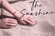 Houstiny - Handwritten Font, a Script Font by Megi Satyo Widodo (Thumbnail 5 of 17)