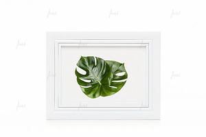 White 5x7" frame isolated mockup
