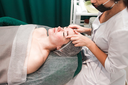 Procedure of cosmetic facial massage, a Photo by borodai94