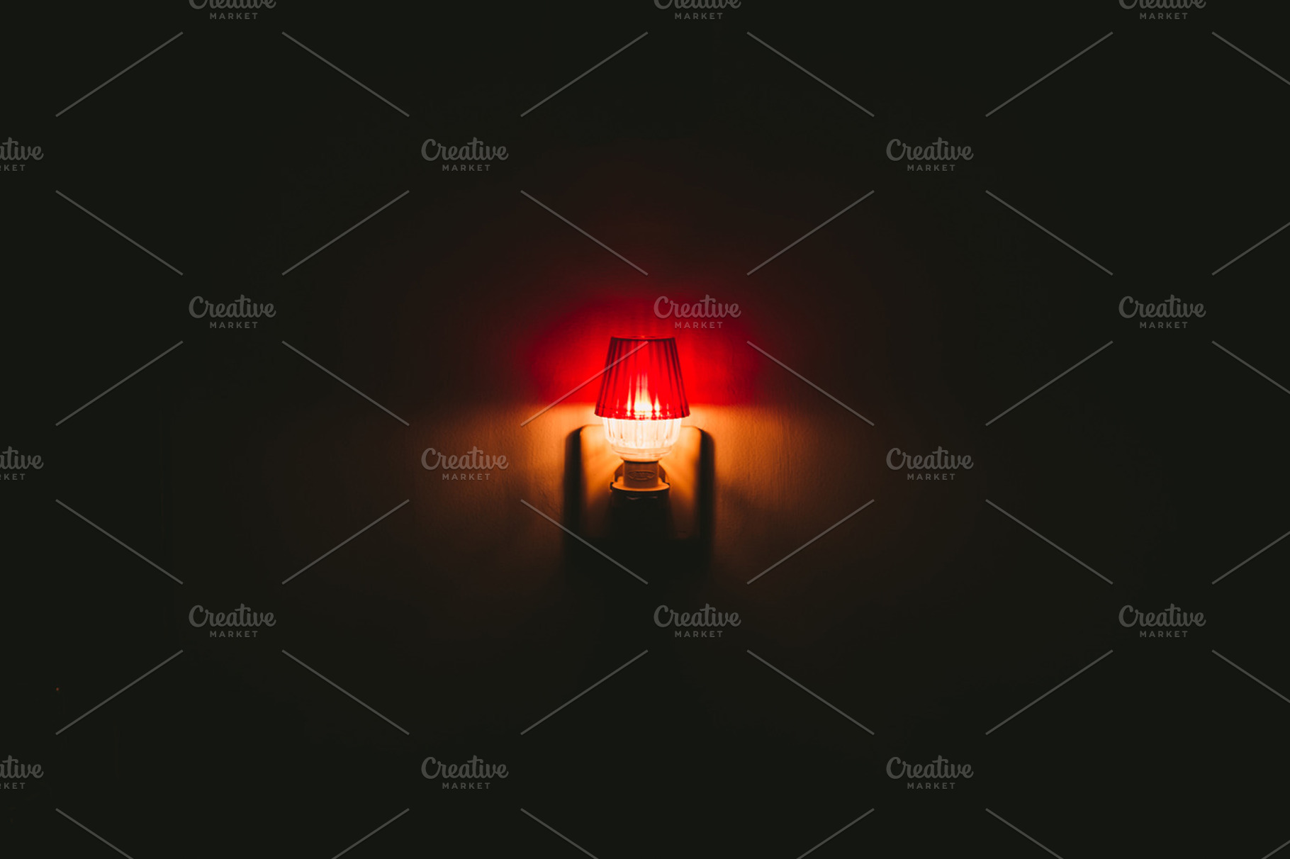 Red White Lamp