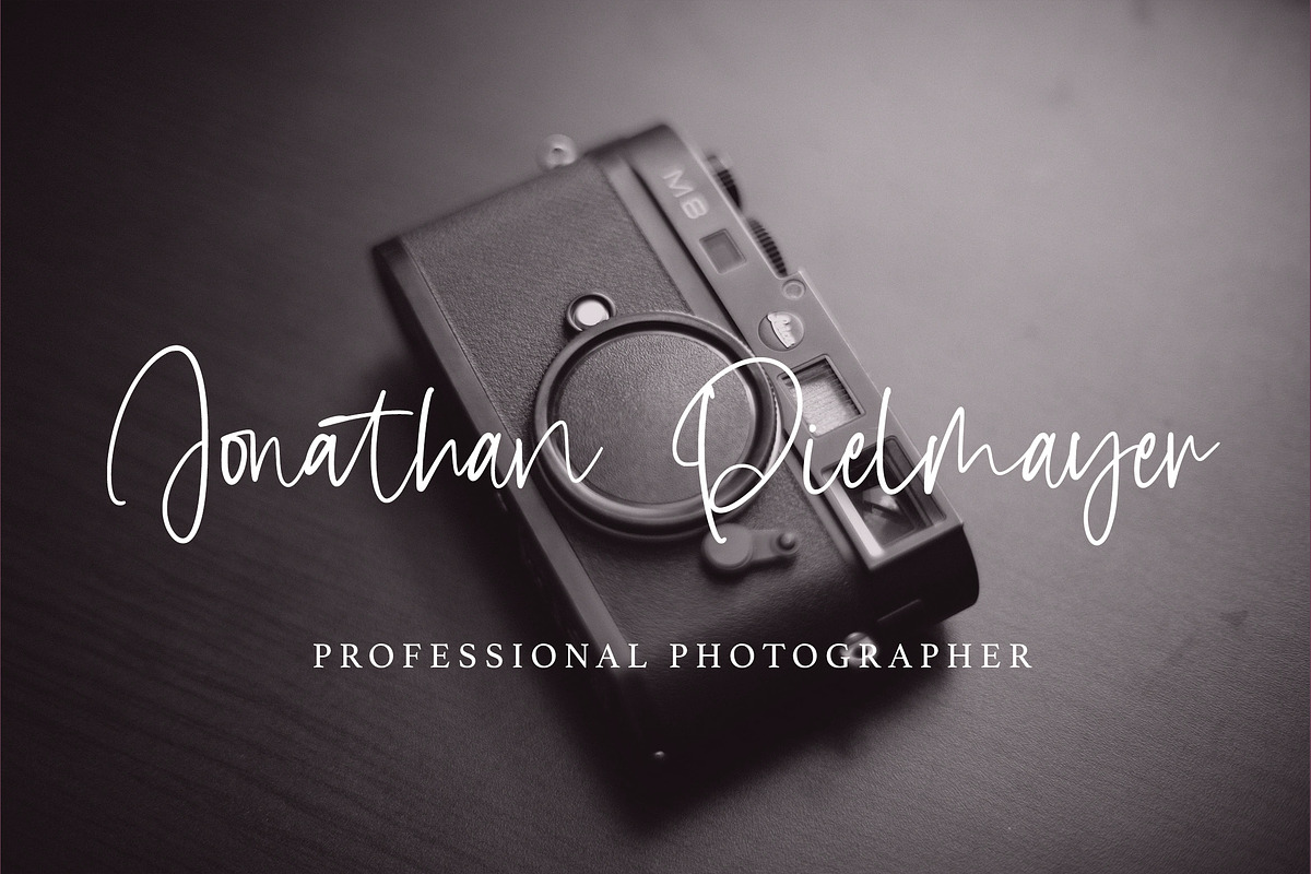 Ovation - Cool Calligraphy Font, a Handwritten Font by Arendxstudio (Photo 4 of 7)