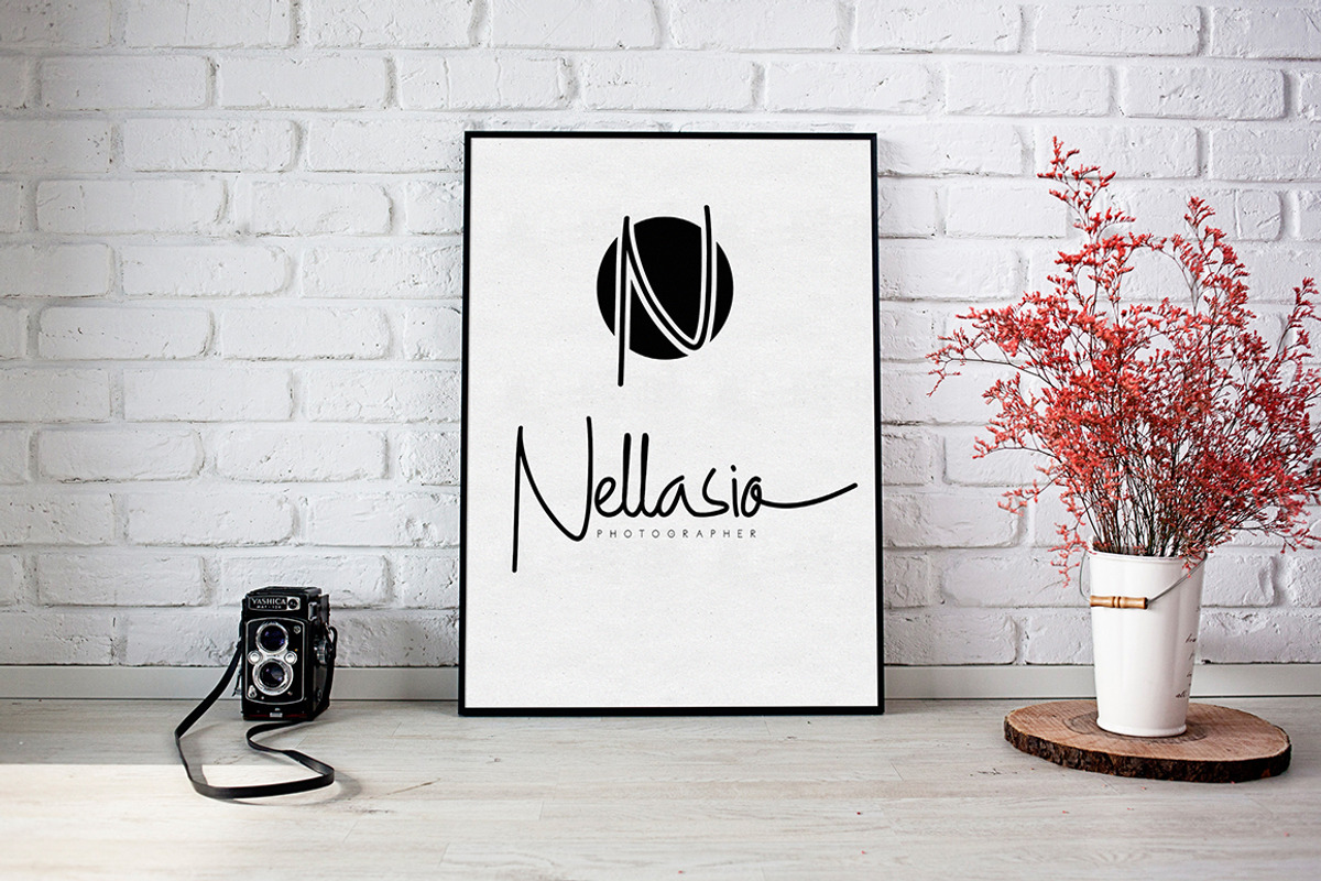 Geovana Signature Typeface preview 2