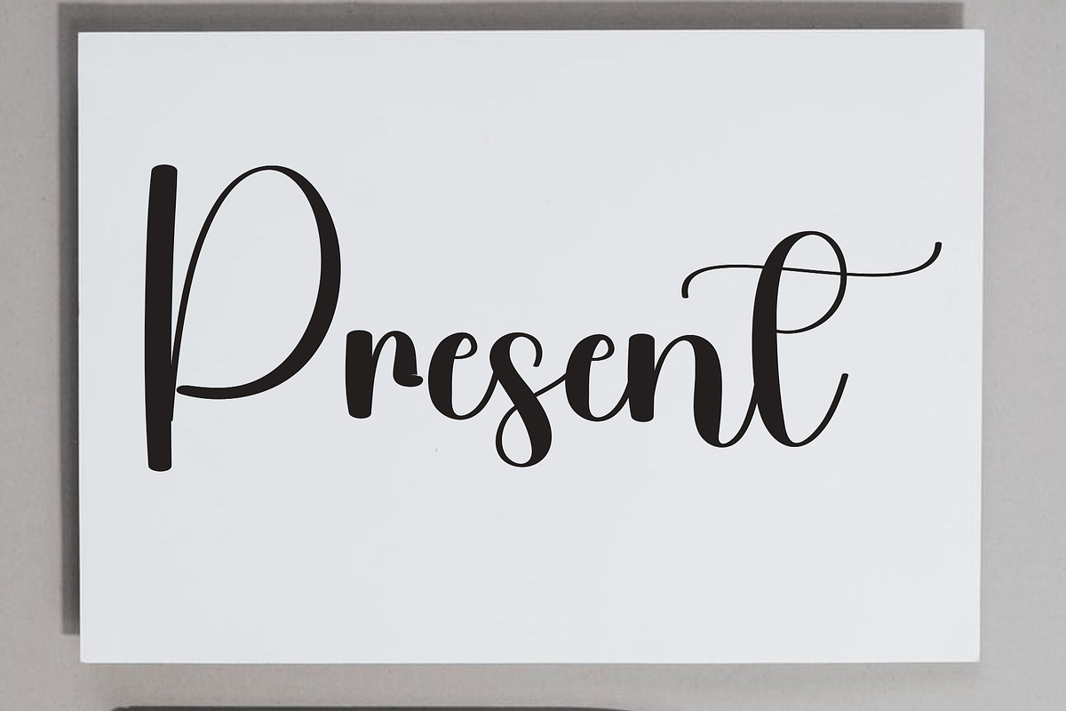 Santa Signatie, a Handwritten Font by InermediaSTUDIO (Photo 4 of 8)
