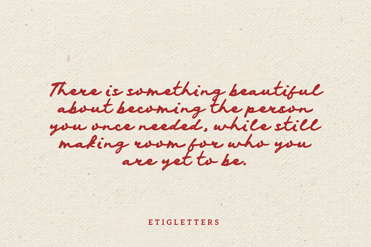 Ophelia Elow Bold Script, a Script Font by etigletters (Photo 9 of 10)