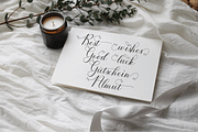 Songster, a Script Font by Deniz86 (Thumbnail 9 of 16)