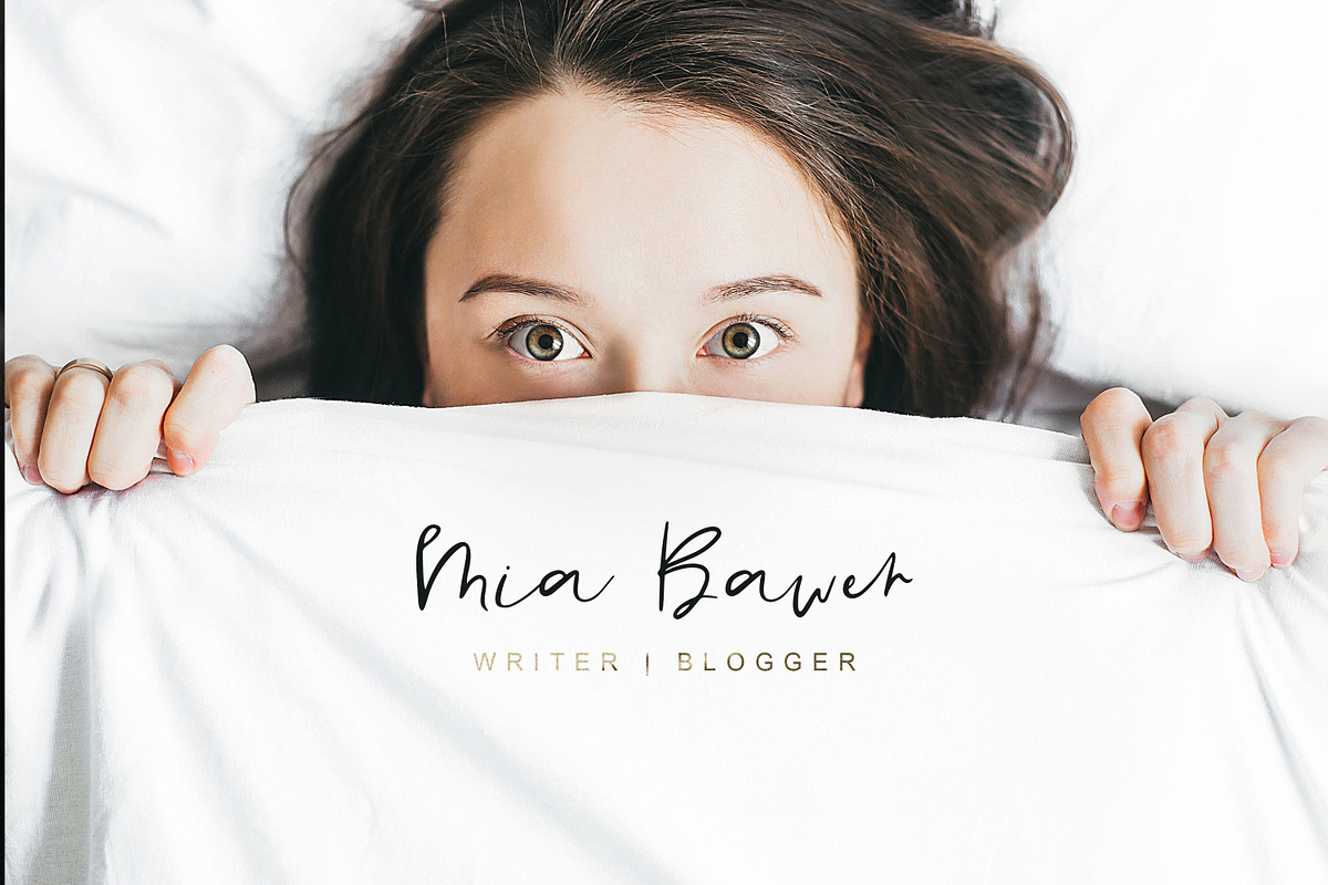 Father Casual Script Font preview 5