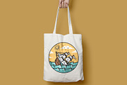 ship sinking in the ocean, an Illustration by gunaonedesign (Thumbnail 5 of 5)