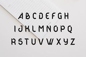 Qailbert Modern Business Font