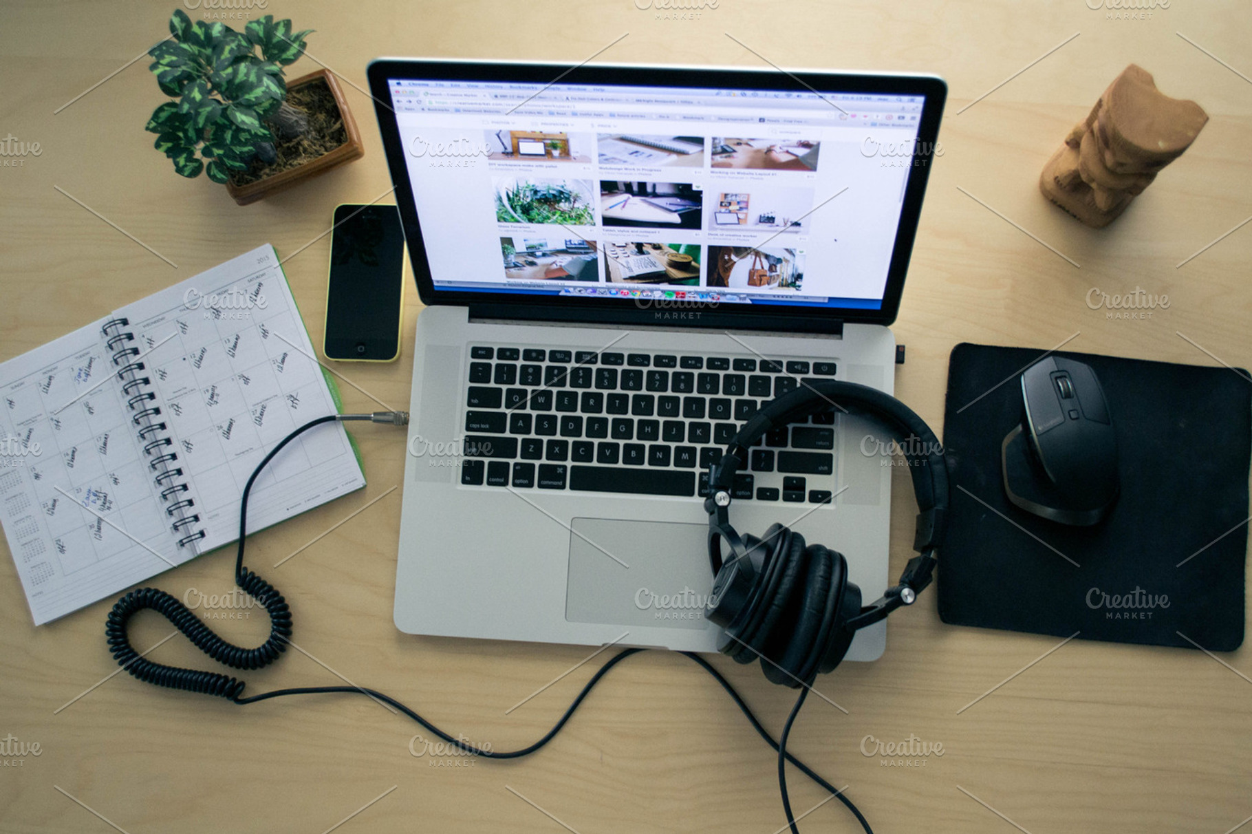 At The Office, a Technology Photo by HipFonts
