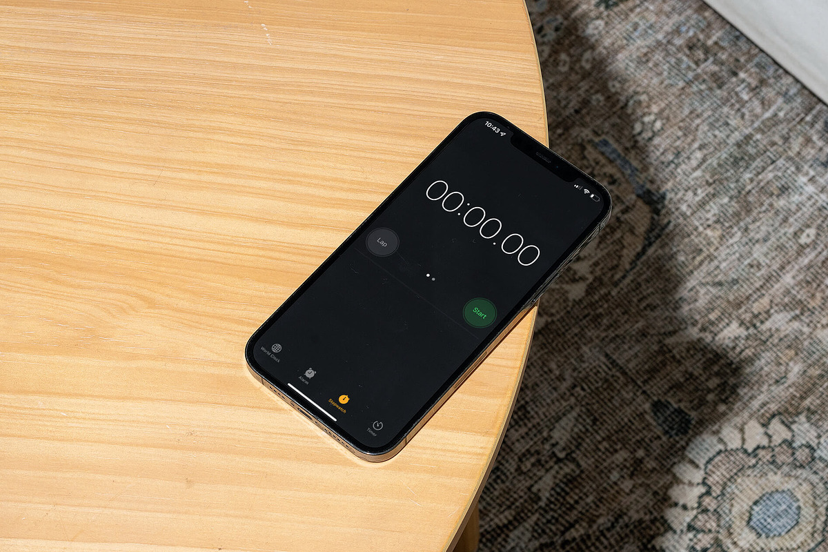 iPhone 12 Pro Modern Flash Mockup, an iPhone Mockup by Area Mockups (Photo 3 of 4)