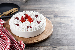 Fresh strawberry cake with cream, a Food & Drink Photo by etorres69