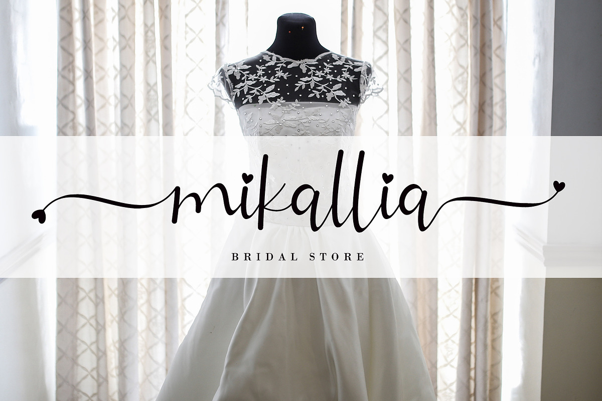 Allitta, a Script Font by AEN Creative Studio (Photo 4 of 11)