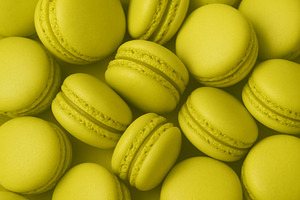 Monochrome chartreuse macarons layer, a Photo by Dvoevnore photos