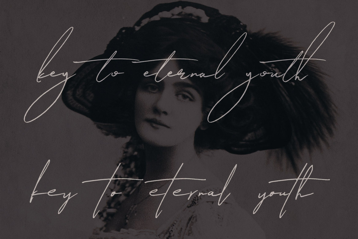 Relative Handwritten & SVG Font, a Script Font by Cruzine (Photo 5 of 12)