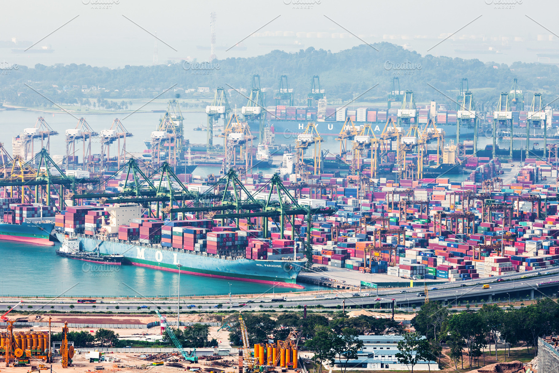 Singapore port, a Photo by saiko3p