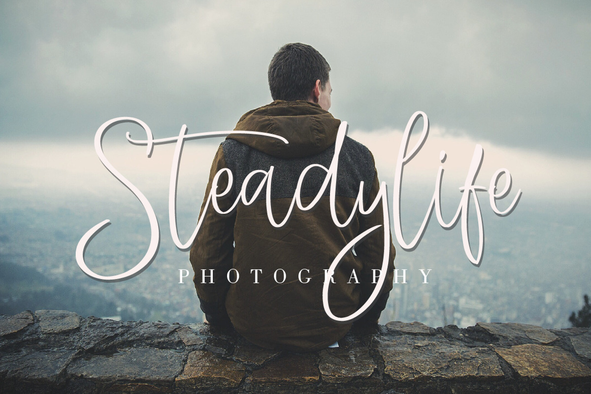 StayHigh Signature Font preview 2