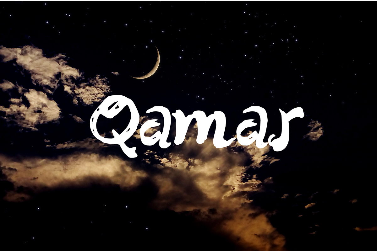Qamar Handwritten Font