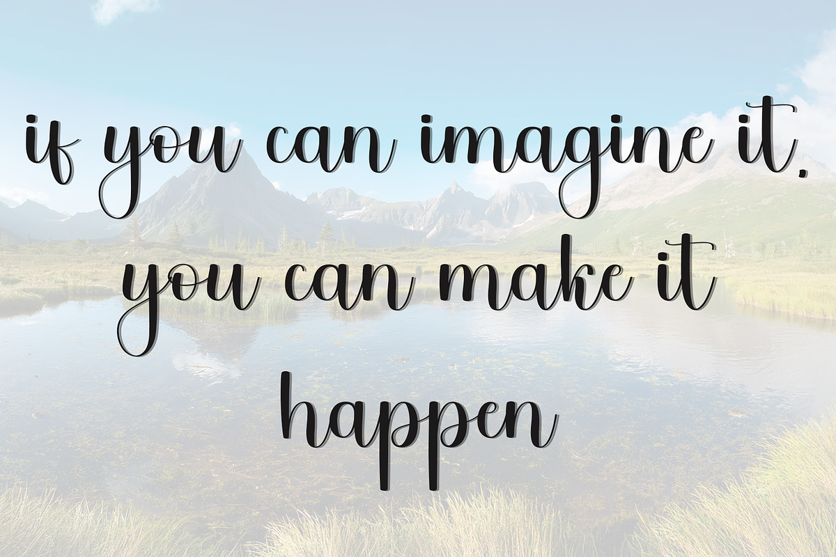 Santa Dreaming, a Handwritten Font by InermediaSTUDIO (Photo 4 of 8)