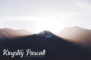 Quinka - Casual Script Font, a Script Font by Pixesia Studio (Thumbnail 3 of 11)