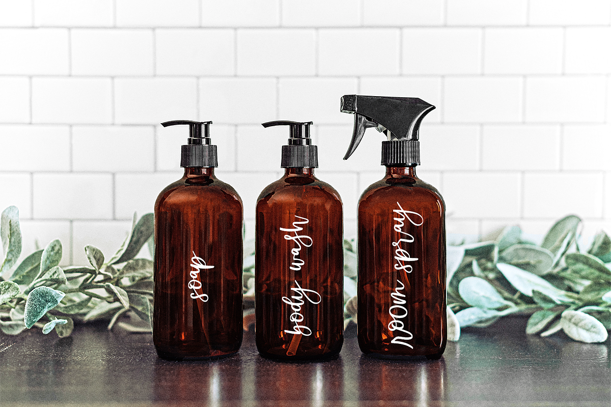 Cottage Charm Calligraphy Font, a Script Font by Beck McCormick (Photo 6 of 10)
