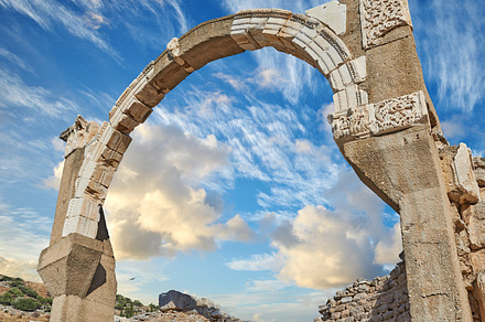 The ancient city of Ephesus, a Photo by Peopleimages.com