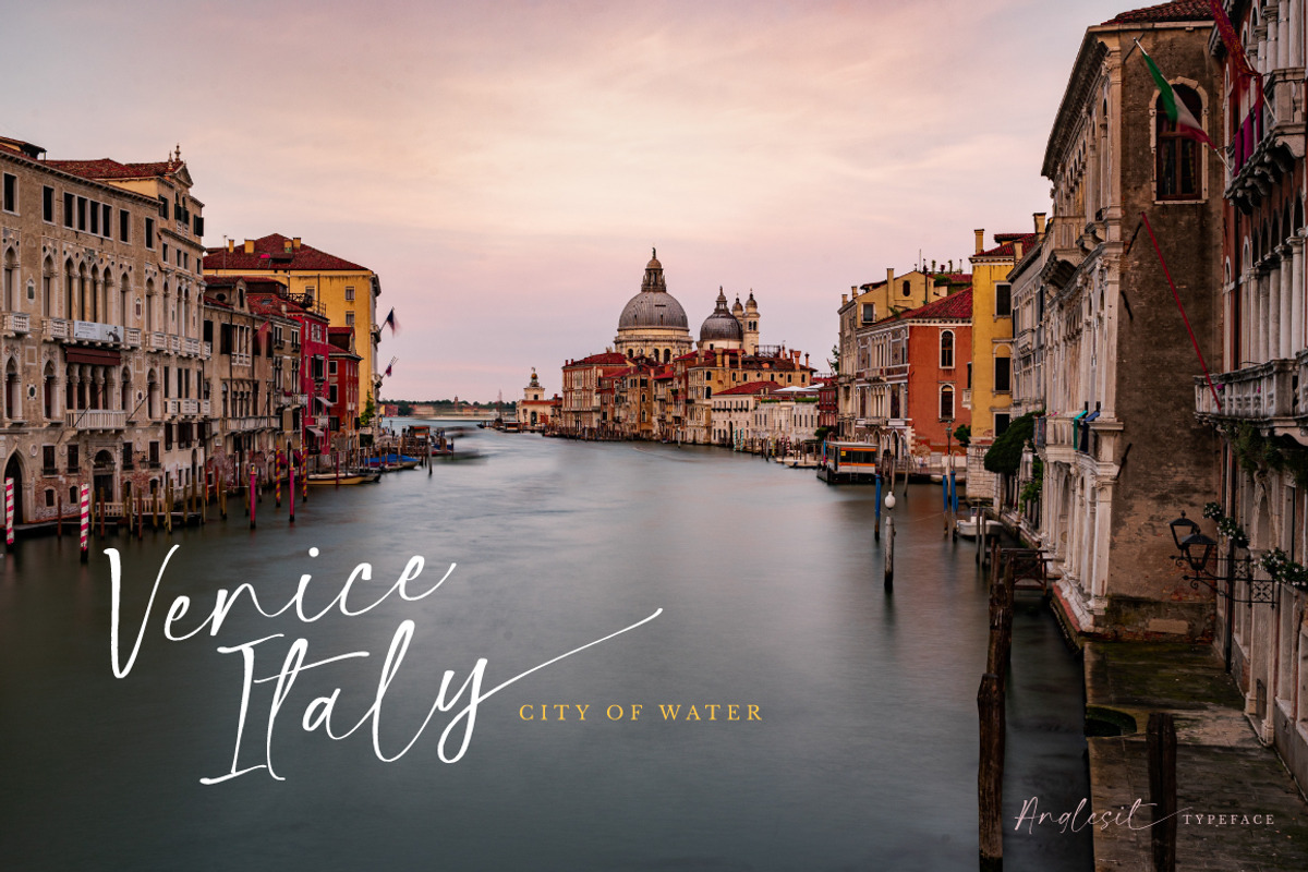 Anglesit - Modern Casual Chic Font, a Script Font by DoubleZ Studio (Photo 10 of 11)
