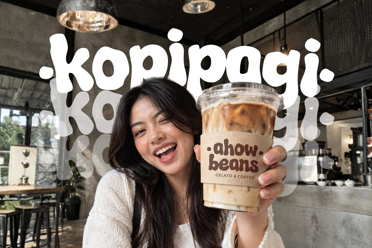Mau Kopiga - Coffee Display Font, a Handwritten Font by trabaskriya (Photo 3 of 11)