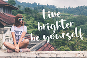 Evelyn, a Script Font by Larin Type Co. (Thumbnail 5 of 9)