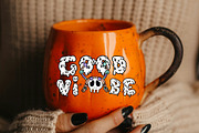 Spooky Vibes Handwritten Font, a Handwritten Font by Kanink Studio (Thumbnail 8 of 14)