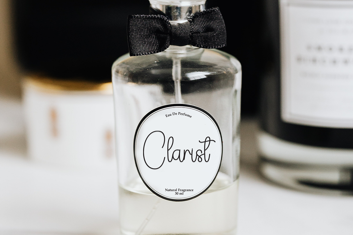 Sunday | Script Font, a Handwritten Font by Scratchones (Photo 2 of 8)