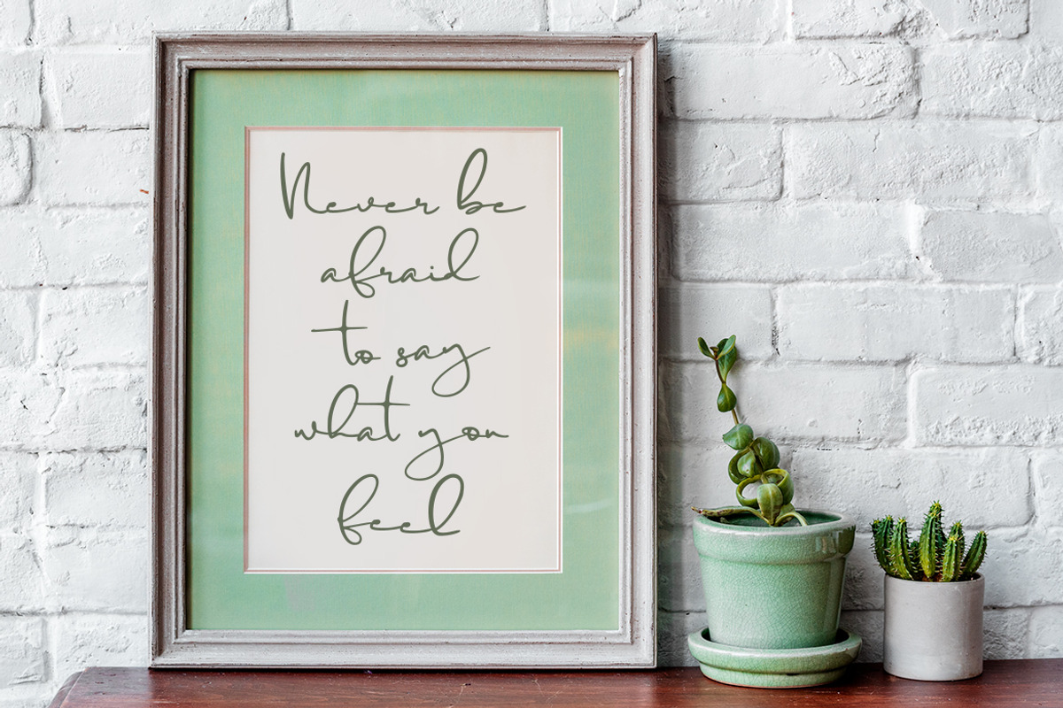 Kinderly - a Handwritten Font, a Script Font by Vava Aryanto (Photo 7 of 11)