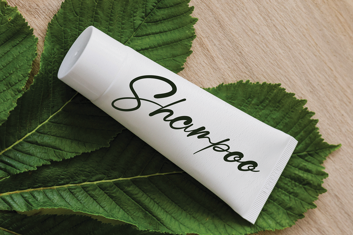 Ragellia Mellinda | handwritten font, a Script Font by Scratchones (Photo 8 of 9)
