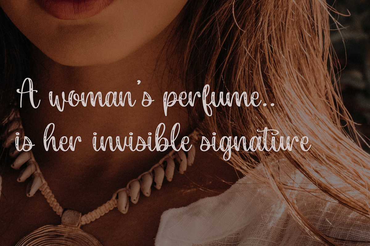 Starlight – Elegant Feminine Script, a Script Font by Fontlicious (Photo 5 of 8)