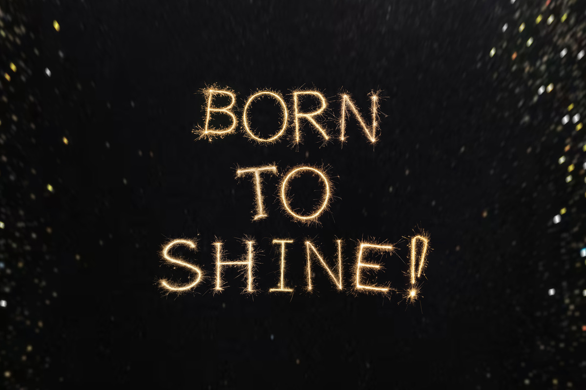 Bengal Sparkling Letters Overlays, a Symbol Font by PhotoSpirit (Photo 4 of 8)