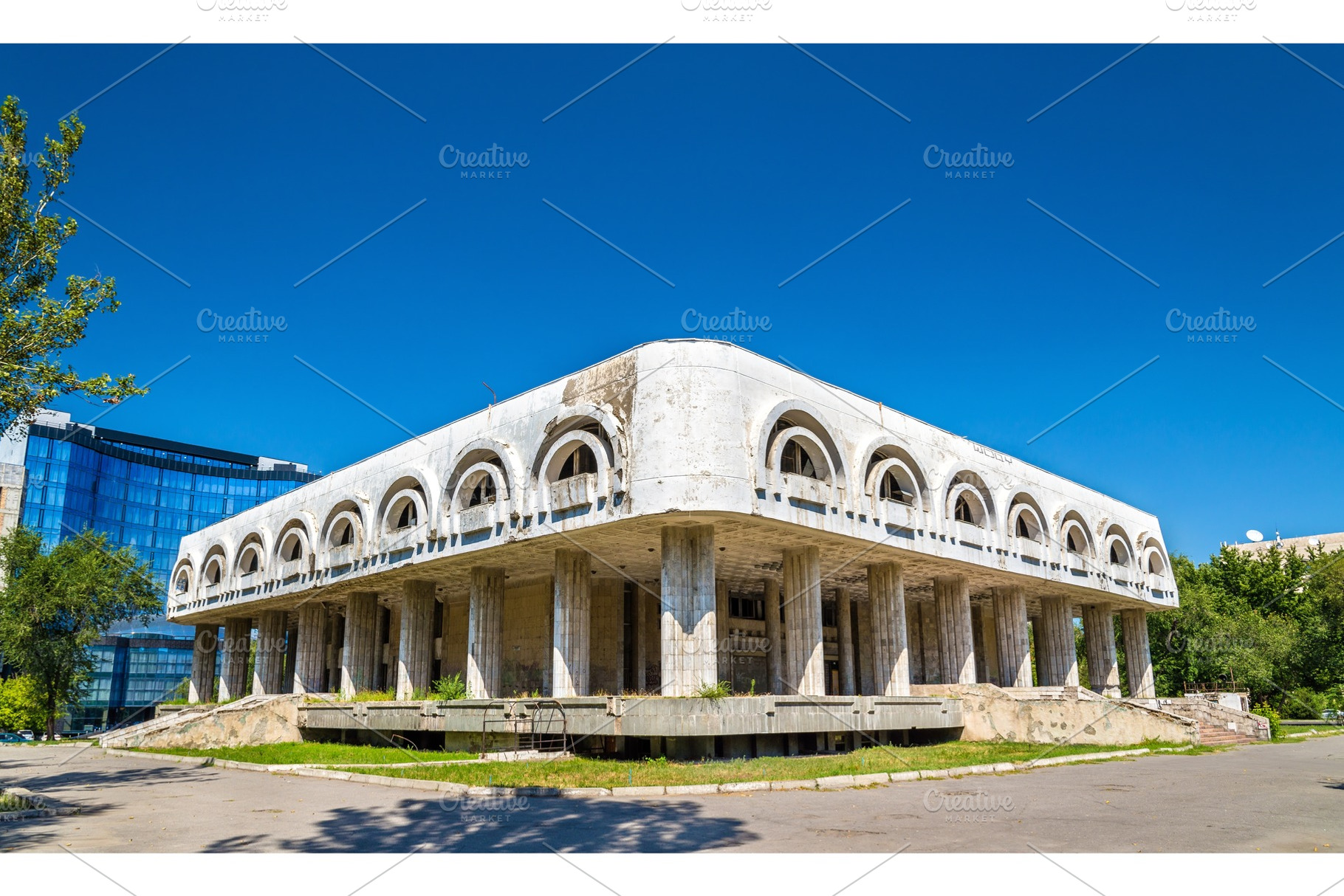 Abandoned building in the centre of Bishkek - Kyrgyzstan, an Architecture Photo by Leonid Andronov