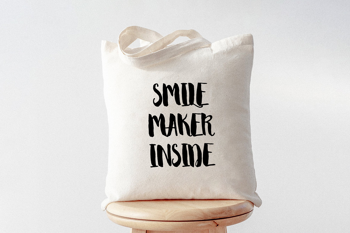 Beverly handwritten font preview 3
