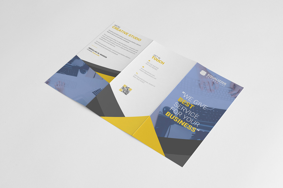 wee Corporate  trifold brochure, a Brochure Template by Momentostudio (Photo 3 of 4)