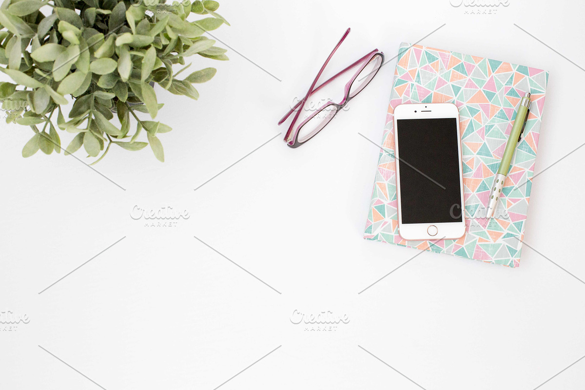 Mint & Pink Styled Stock Photos, a Business Photo by Pixels & Design (Photo 3 of 8)