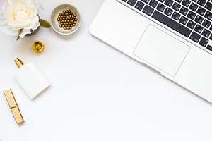 Styled Desktop Gold Accessories