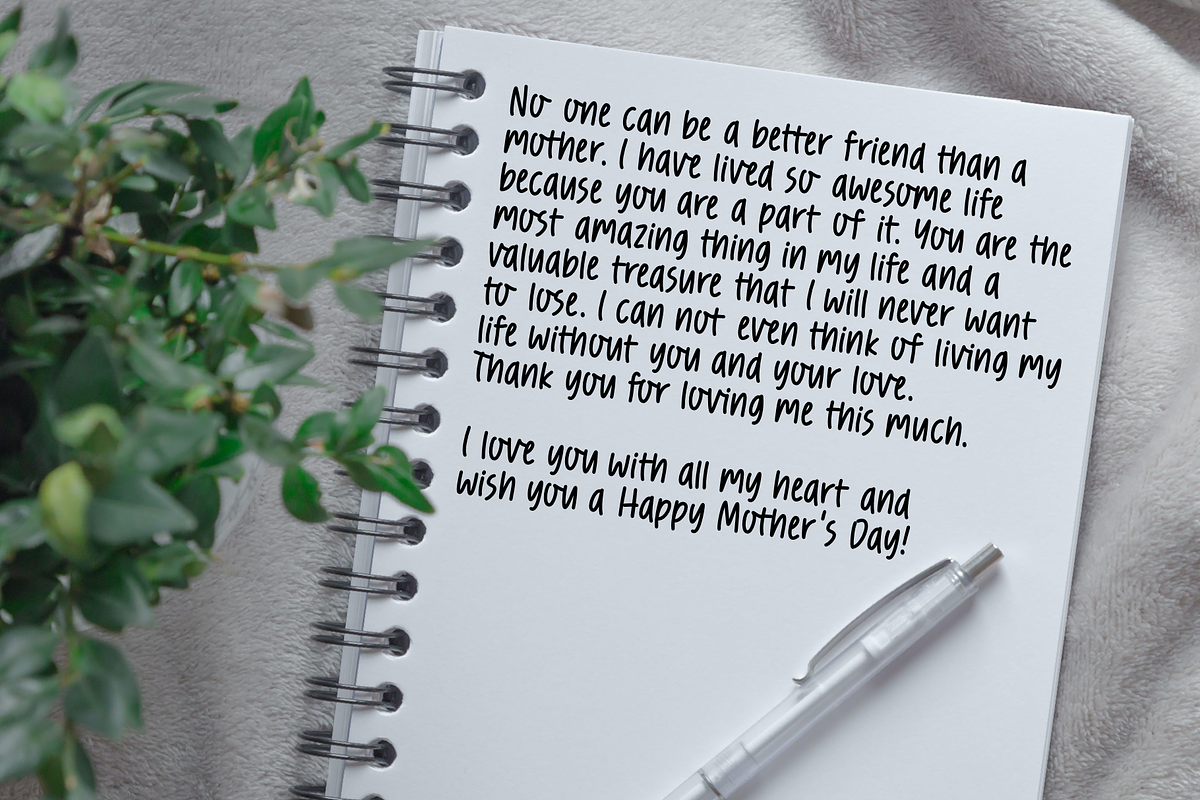 Sunday Project - handwriting font, a Handwritten Font by jyllyco (Photo 7 of 7)