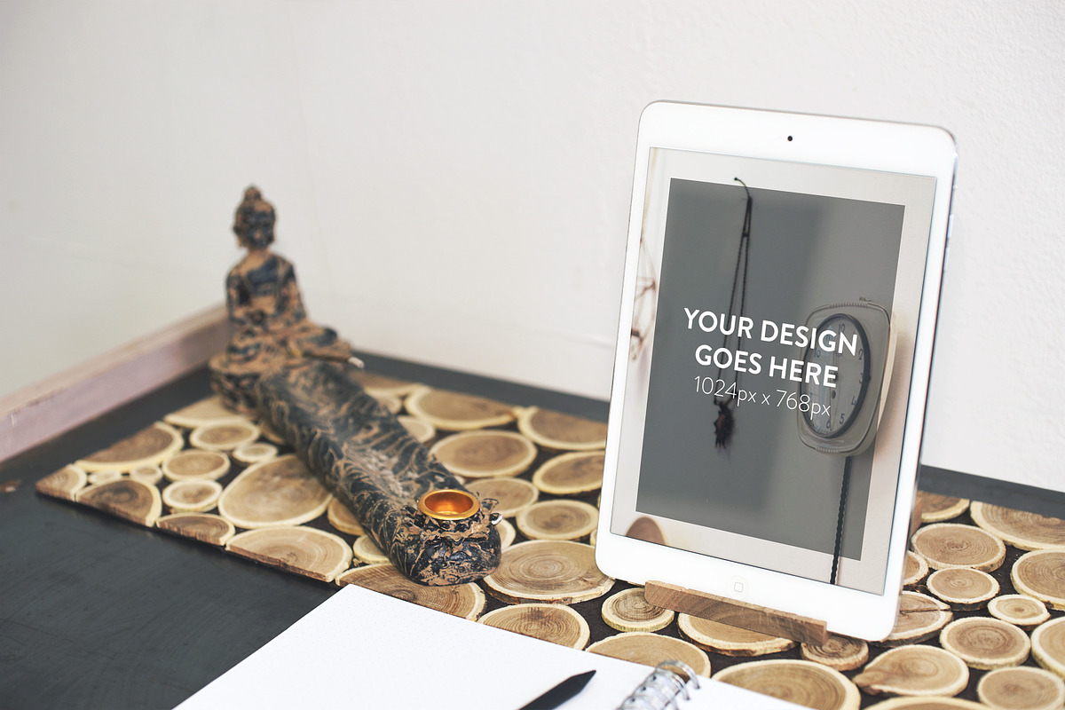 12 Macbook PRO, iPad, iPhone Mockups, an iPhone Mockup by Zan Ilic (Photo 5 of 7)