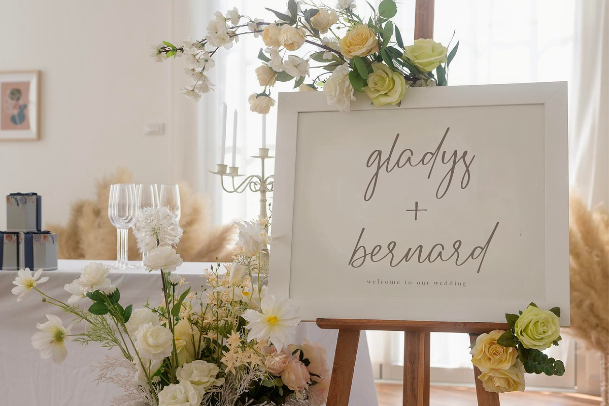 Sesillion | Classic Signature Script, a Script Font by gracetype_studio (Photo 2 of 12)