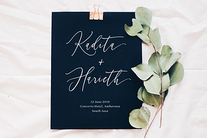 Handita - Calligraphy Font